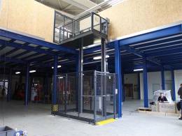 Hydraulic Freight Lift